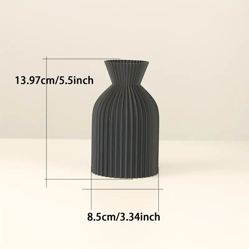 Noir Decorative Vase