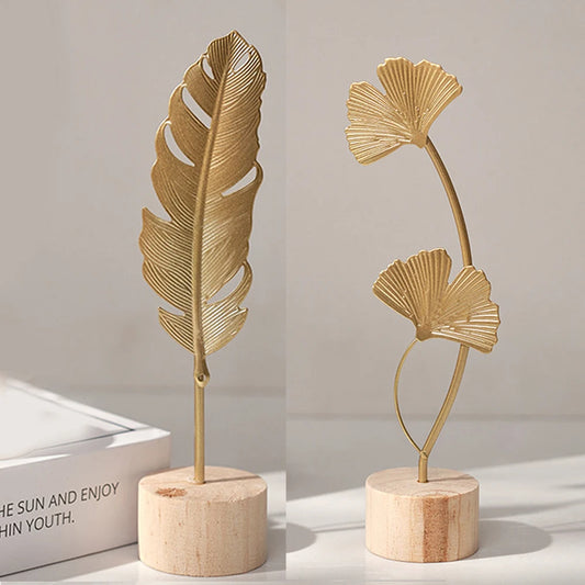 Nordic Leaf Decor