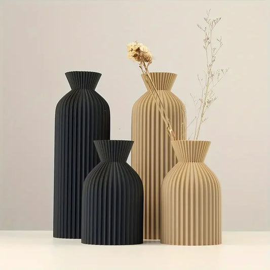 Noir Decorative Vase