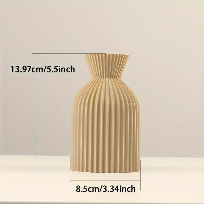 Noir Decorative Vase